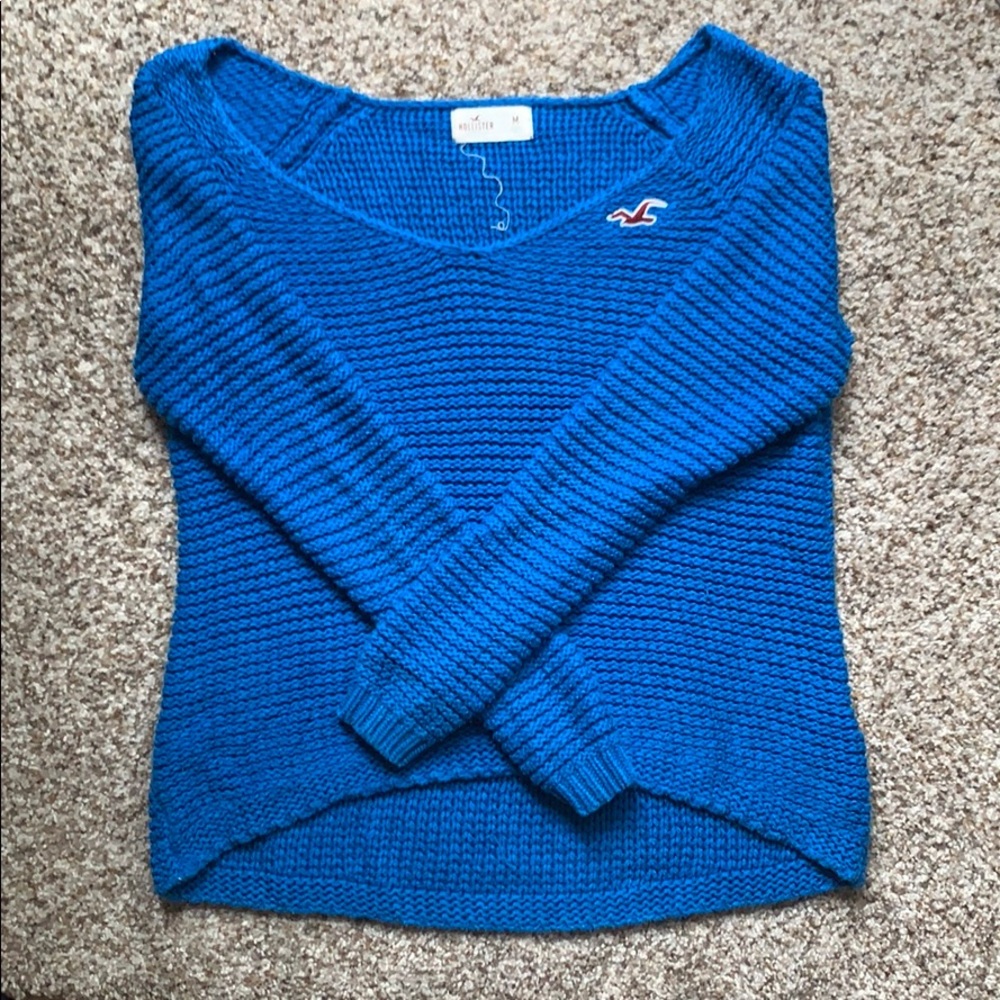 Hollister sweater